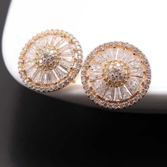 Luxury Cubic Zircon Stud Earrings Women CZ Jewelry Gold Plated Color Round - Picture 2 of 8